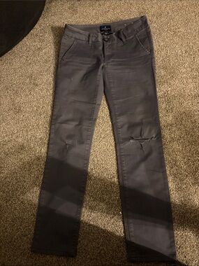 American Eagle Outfitters Gray Distressed Skinny Pants